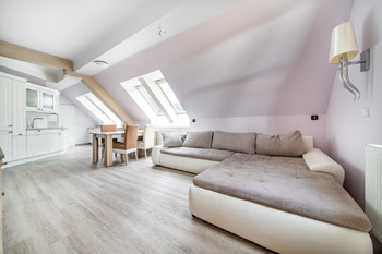 Pronájem bytu 6 a více v osobním vlastnictví 145 m², Karlovy Vary