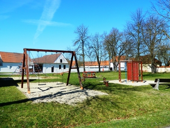 Prodej zemědělského objektu 455 m², Zálší