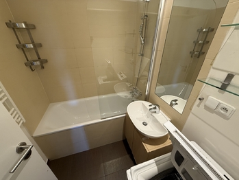 Pronájem bytu 3+kk v osobním vlastnictví 61 m², Praha 4 - Krč