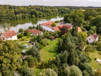 Prodej pozemku 2699 m², Kamenice