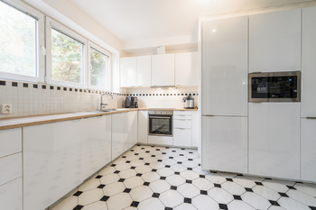 Prodej domu 260 m², Horoměřice