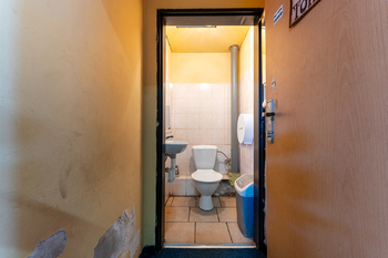 Pronájem obchodních prostor 140 m², Praha 4 - Chodov