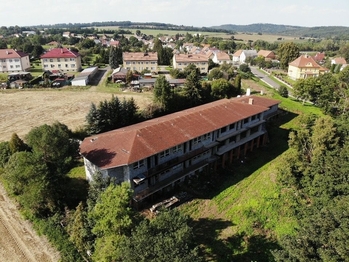 Prodej ubytovacího zařízení 2000 m², Petrohrad