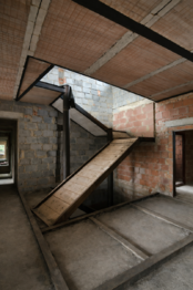 Prodej ubytovacího zařízení 2000 m², Petrohrad