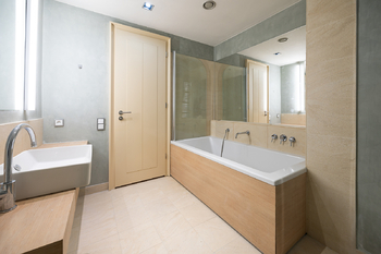 Pronájem bytu 2+kk v osobním vlastnictví 73 m², Praha 8 - Karlín