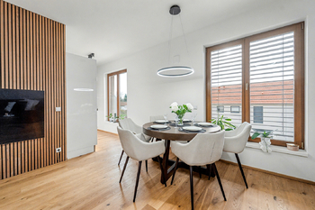 Prodej bytu 3+kk v osobním vlastnictví 84 m², Praha 10 - Královice