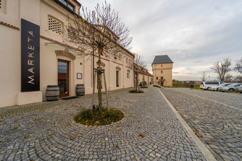 Prodej bytu 3+kk v osobním vlastnictví 84 m², Praha 10 - Královice