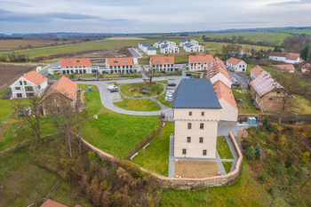 Prodej bytu 3+kk v osobním vlastnictví 84 m², Praha 10 - Královice