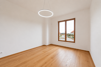 Prodej bytu 3+kk v osobním vlastnictví 84 m², Praha 10 - Královice