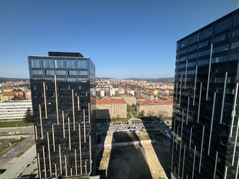 Pronájem kancelářských prostor 240 m², Brno