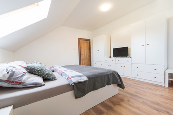 Prodej domu 234 m², Týnec nad Sázavou