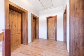 Prodej domu 234 m², Týnec nad Sázavou