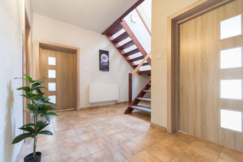 Prodej domu 234 m², Týnec nad Sázavou