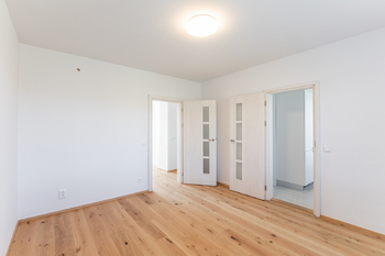 Pokoj II - Pronájem bytu 2+1 v osobním vlastnictví 53 m², Praha 9 - Hloubětín