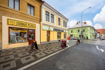 Kostelec náměstí - Prodej bytu 3+1 v osobním vlastnictví 67 m², Kostelec nad Černými lesy