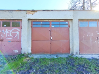 Prodej garáže, Praha 9 - Čakovice