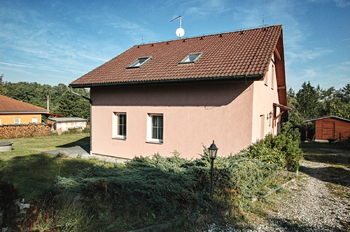 Pronájem domu 153 m², Chrást