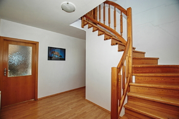 Pronájem domu 153 m², Chrást