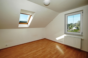 Pronájem domu 153 m², Chrást