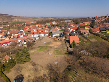 Prodej pozemku 3513 m², Kobylí