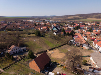 Prodej pozemku 3513 m², Kobylí