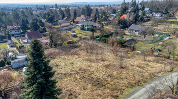 Prodej pozemku 2747 m², Týnec nad Labem