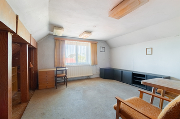 Prodej domu 180 m², Břasy