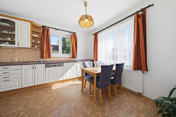 Prodej domu 113 m², Praha 9 - Újezd nad Lesy