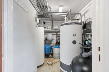 Prodej domu 500 m², Úhonice