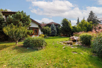 Prodej domu 500 m², Úhonice