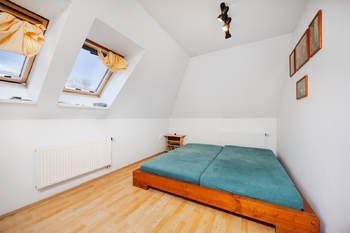 Prodej bytu 6 a více v osobním vlastnictví 299 m², Obříství