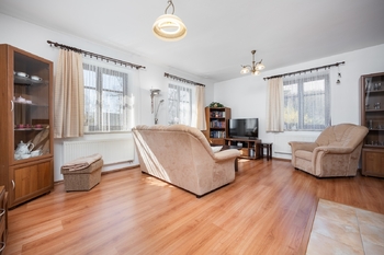 Prodej bytu 6 a více v osobním vlastnictví 299 m², Obříství