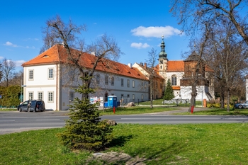 Prodej bytu 6 a více v osobním vlastnictví 299 m², Obříství