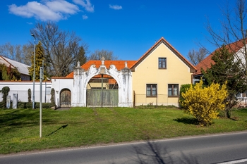 Prodej bytu 6 a více v osobním vlastnictví 299 m², Obříství