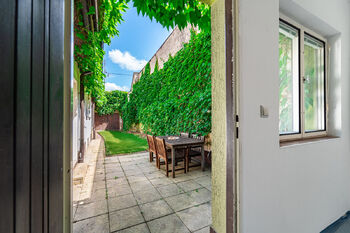 Dvorek - Prodej domu 176 m², Radostice