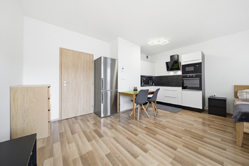 Prodej bytu 1+kk v osobním vlastnictví 32 m², Praha 10 - Uhříněves