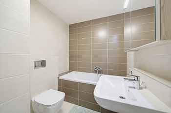 Prodej bytu 1+kk v osobním vlastnictví 32 m², Praha 10 - Uhříněves