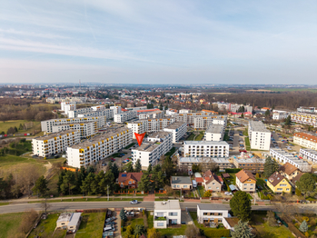 Prodej bytu 1+kk v osobním vlastnictví 32 m², Praha 10 - Uhříněves