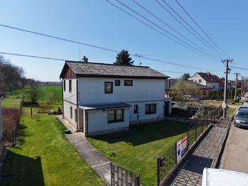 Pohled od silnice - Prodej domu 154 m², Sobčice