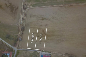 Prodej pozemku 1542 m², Peč