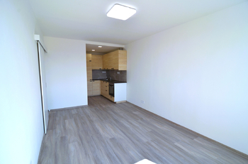 obývací pokoj - Pronájem bytu 2+kk v osobním vlastnictví 46 m², Praha 5 - Stodůlky