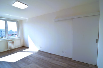 obývací pokoj - Pronájem bytu 2+kk v osobním vlastnictví 46 m², Praha 5 - Stodůlky