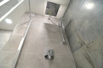sprcha - Pronájem bytu 2+kk v osobním vlastnictví 46 m², Praha 5 - Stodůlky