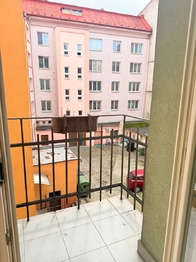 Denisa Myslivcová, 604 191 744 - Pronájem bytu 2+1 v osobním vlastnictví 50 m², Ostrava