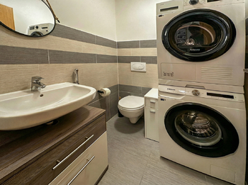 Pronájem bytu 3+kk v osobním vlastnictví 87 m², Praha 8 - Libeň