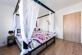 Výjimečný rodinný dům, Šumná, okr. Znojmo - Prodej domu 200 m², Šumná