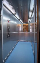 Výtah - Pronájem bytu 1+kk v družstevním vlastnictví 27 m², České Budějovice