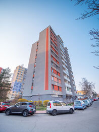 Pronájem bytu 1+kk v družstevním vlastnictví 27 m², České Budějovice