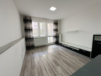 Pronájem bytu 1+kk v družstevním vlastnictví 27 m², České Budějovice