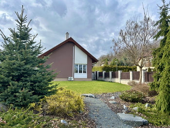 Pronájem domu 200 m², Pětihosty